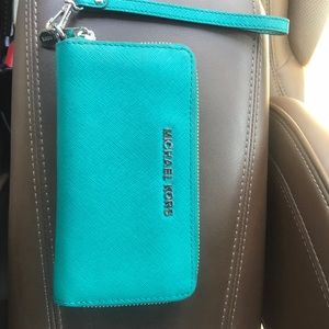MK WRISTLET
